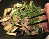 味ぽん　豚バラと茄子豆苗のさっぱり炒め作り方3写真