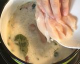 トムカーガイ　鶏肉のココナッツミルク煮作り方5写真