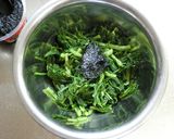 市販のごまみそで簡単♪春菊のごま和え作り方7写真