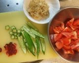 トマトとオクラの梅オカカあえ作り方1写真