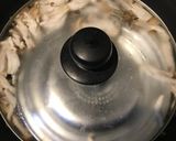 新ごぼうと鶏皮としめじ炒め作り方5写真