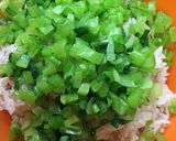 菜っ葉と塩昆布のおにぎり(*^^*)作り方3写真