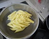 ショートパスタときゅうりのサラダ。作り方1写真
