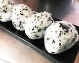 シソわかめオイルおにぎり作り方4写真