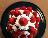 市販ロールケーキで簡単苺沢山4段ケーキ作り方10写真