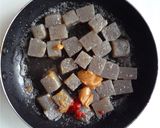 こんにゃくのピリ辛味噌胡麻炒め作り方3写真