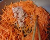 サバ水煮缶deにんじんしりしり作り方3写真