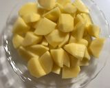 懐かしの味♡揚げじゃがいものそぼろ煮作り方1写真