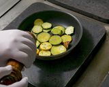鱸と夏野菜の香草焼き プロヴァンス風作り方3写真