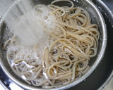 簡単！冷やし蕎麦はじめました(油そば)作り方1写真