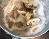 鶏むね肉と干し椎茸の疲労回復スープ作り方4写真