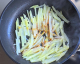 細切りジャガイモの牡蠣だし醤油炒め作り方5写真