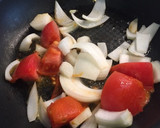 豚こま切れのカレー卵とじ作り方1写真