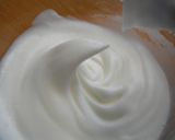 ○卵白○deホワイトチョコonシフォン○作り方1写真