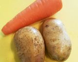 人参を挟んじゃったハッシュドポテト作り方1写真