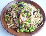 霜ふりひらたけと枝豆のバター醤油パスタ作り方3写真