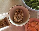 納豆とサーモンのニンニクまぜご飯作り方1写真