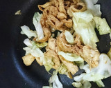 簡単キャベツと油揚げの焼肉のたれ炒め☆作り方3写真