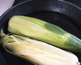 とうもろこしのゆがき方 フライパンで作り方1写真