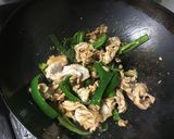 ผัดพริกหยวก作り方6写真