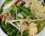 鶏ささみとレタスもやしニラのナンプラー煮作り方5写真