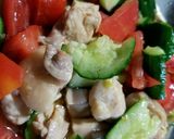 夏に❤鶏肉とキューリとトマトのサラダ♪作り方3写真