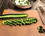 きゅうりのカレー炒め（大量消費むき）作り方3写真