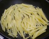 簡単！シャキシャキポテトのマスタード炒め作り方1写真