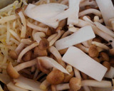 野菜たっぷり！簡単 はまぐりのお吸い物♪作り方4写真