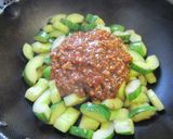 御飯も酒も進む君！デカ胡瓜の肉みそ炒め♪作り方11写真