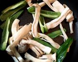 エリンギとトマトのオイかつお炒め♪作り方2写真