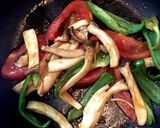 エリンギとトマトのオイかつお炒め♪作り方3写真