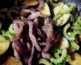 なすとゴーヤ♪チョイ辛焼肉のタレ炒め♥作り方4写真