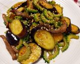 なすとゴーヤ♪チョイ辛焼肉のタレ炒め♥作り方5写真