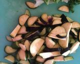 残ったカレーで！納豆と夏野菜のチャーハン作り方2写真
