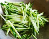 夏野菜でさっぱり春雨の中華風サラダ作り方6写真