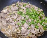 簡単！ハラミと舞茸の甘味噌炒め作り方3写真