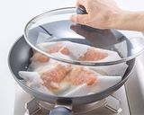 生鮭とたまねぎの味噌煮込み蒸し作り方5写真