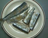 サンマ、鰯、鯖等のオリーブ油と香草カラ焼作り方3写真