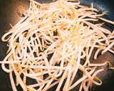 簡単！豚バラ肉とレタスの焼肉タレ炒め☆作り方2写真