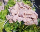簡単！豚バラ肉とレタスの焼肉タレ炒め☆作り方4写真