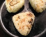塩昆布とごま油の味噌焼きおにぎり作り方4写真