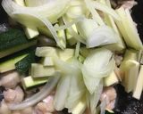 鳥ひざ軟骨とズッキーニの塩麹炒め作り方4写真
