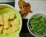 懐かしの味✳夏です❗ササギとジャガイモ煮作り方1写真