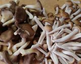 ネギと霜降りひらたけ♪鶏むね肉の和風煮！作り方1写真