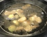 絶品☆ペコロス入りバターチキンラーメン作り方4写真