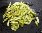 簡単ヘルシー！たっぷり生アスパラ作り方2写真
