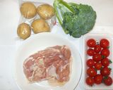 鶏もも肉とじゃが芋のスパイス炒め♪簡単作り方1写真