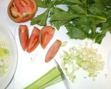 トマト鶏胸肉セロリのさっぱり炒め♪簡単作り方3写真