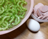 簡単♪ゴーヤとギョニソーの卵とじ♥作り方1写真